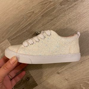 Glitter white shoes crazy 8 sz 9 girls